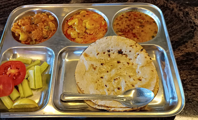 Hotel Raghunath Palace ( Khatu Shyam ji )  - Image 2