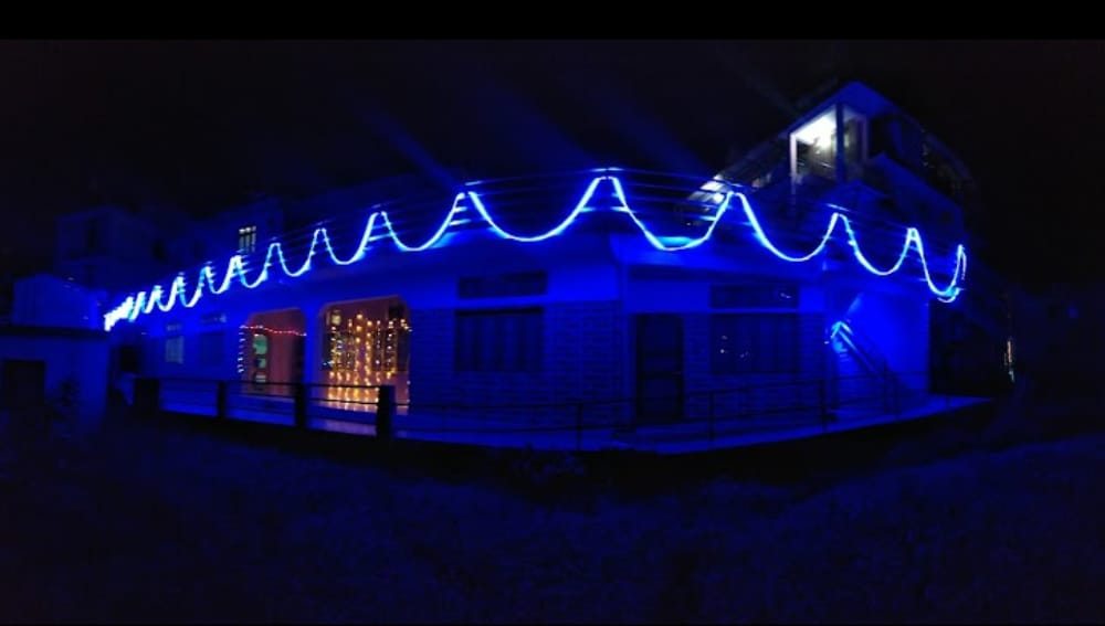 Hotel Sandeep(Barkot)