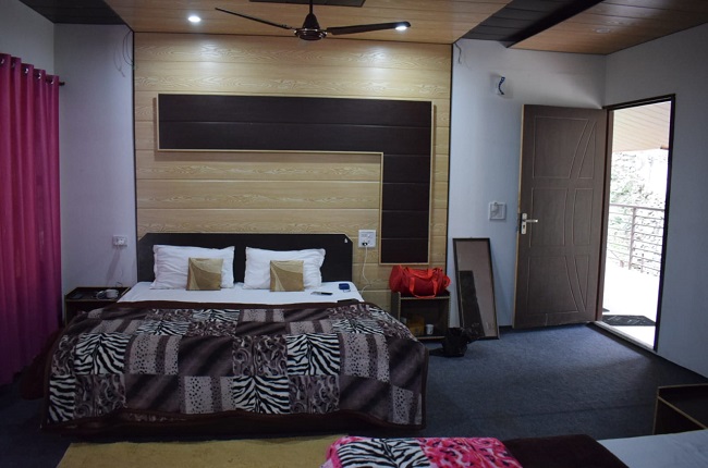 Hotel Kedar Valley Resort (Phata)