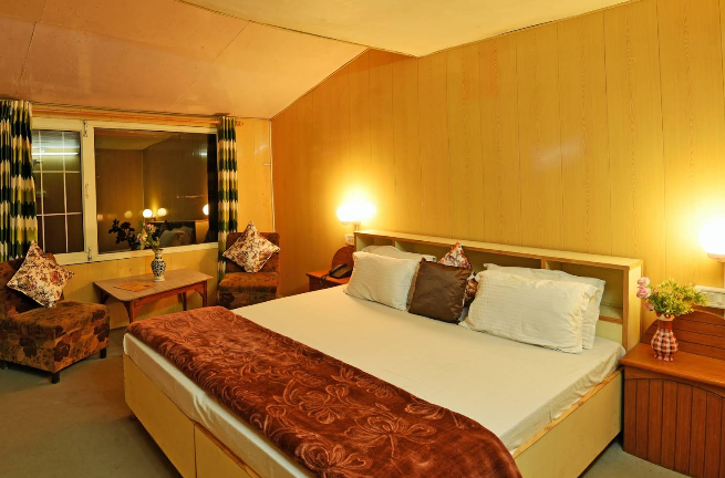 India Hotel  ( Nainital  )  - Image 2