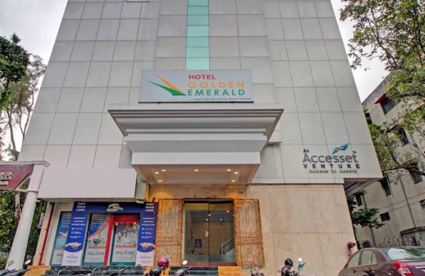 Hotel Golden Emerald (Pune)