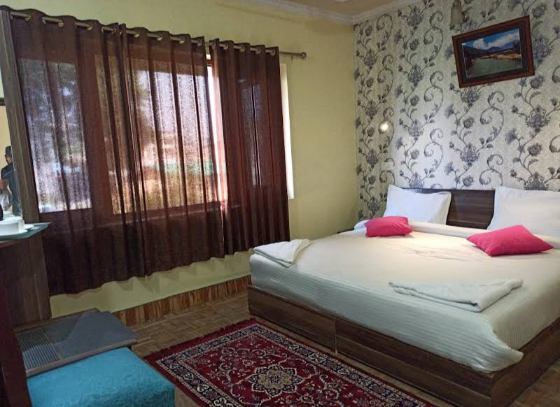 Hotel curio shrinagar  - Image 2