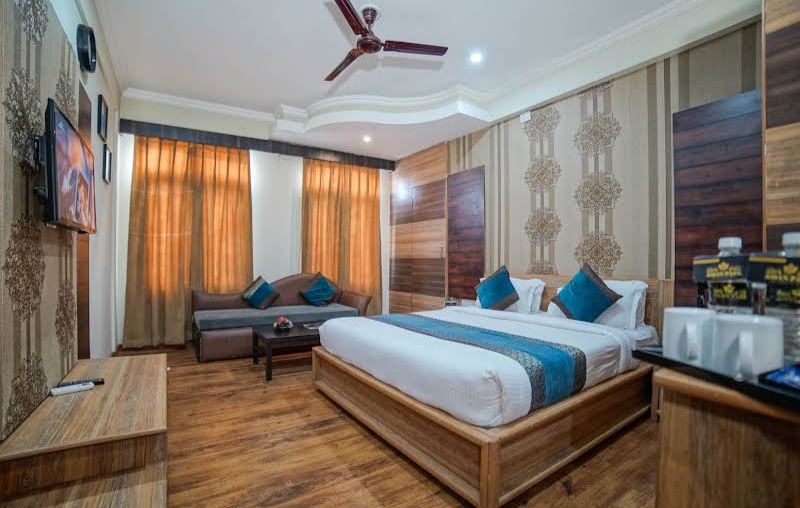 Asian park hotel(Srinagar) - Image 2