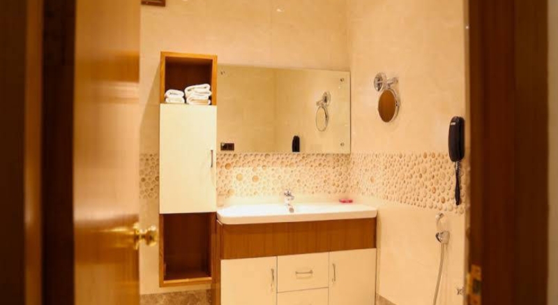 Hotel inderlok,dhaulas - Image 2