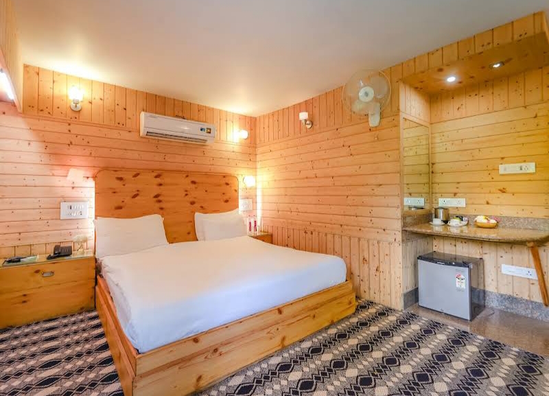 Hotel mirage (srinagar) - Image 2