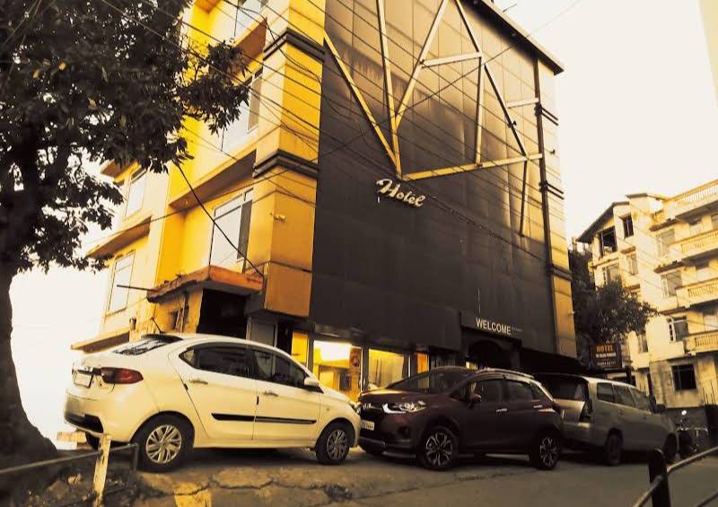 Hotel the golden paradise 