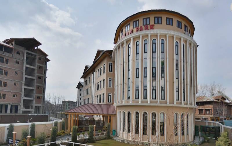 Asian park hotel(Srinagar)