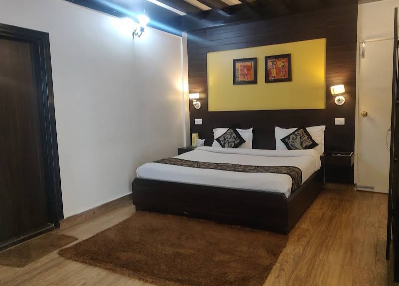 Hotel sangeet (Shimla)