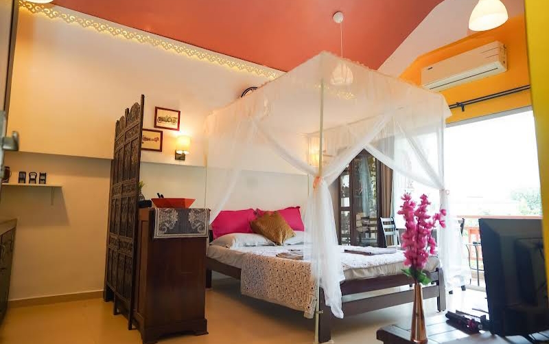 BMG Hotel heaven goan (Dhamni)