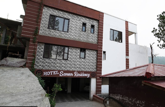 Hotel Sameer Residency ( Nainital ) 